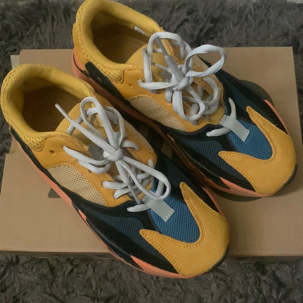 Yeezy Boost 700 Sun